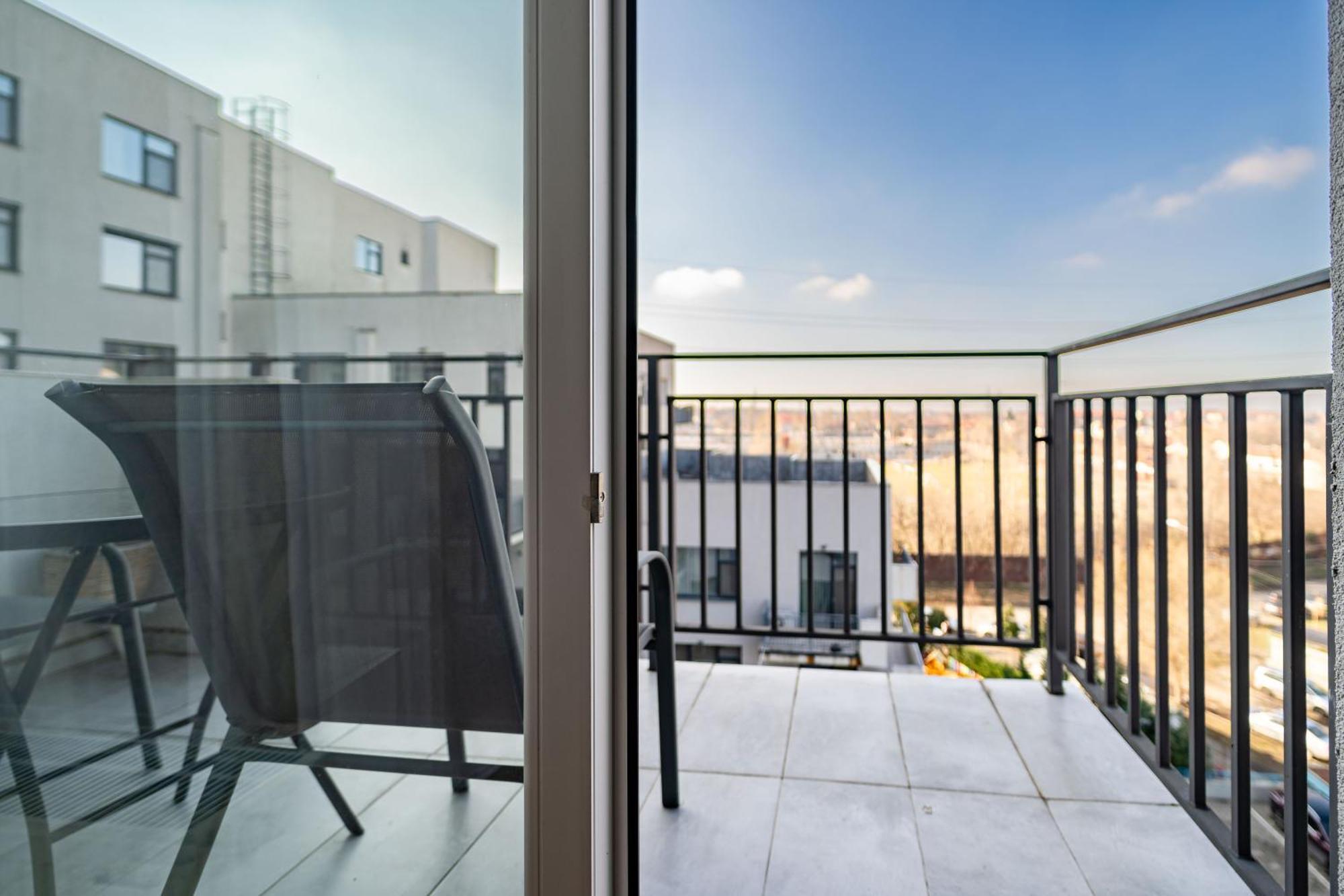 Modern Apollus Avenue - By Openhouse Apartments Тимишоара Экстерьер фото