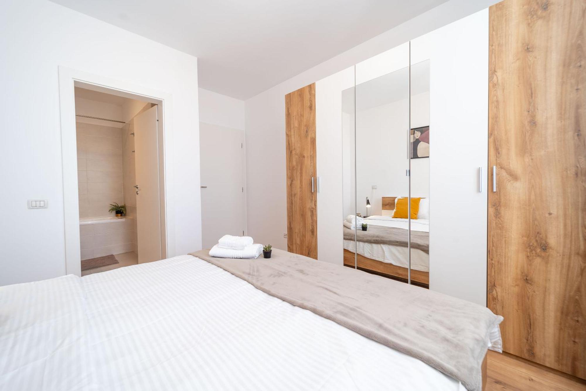 Modern Apollus Avenue - By Openhouse Apartments Тимишоара Экстерьер фото